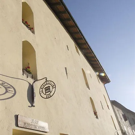 Dimora Storica La Mirandola Hotel 3*